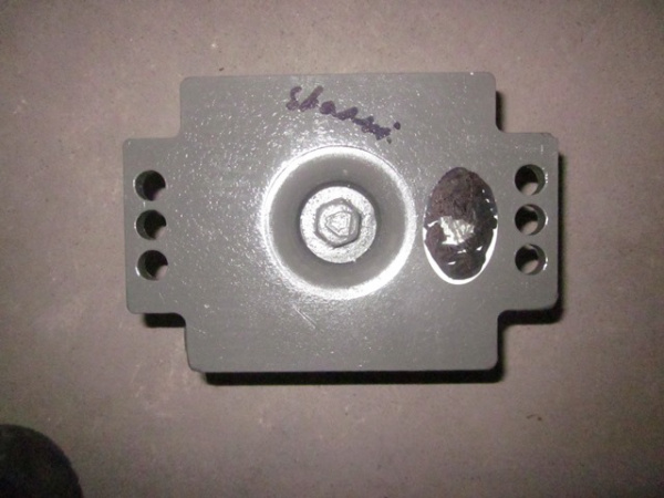 9725520276278_Подушка на HOWO, 3 отверстия (1)